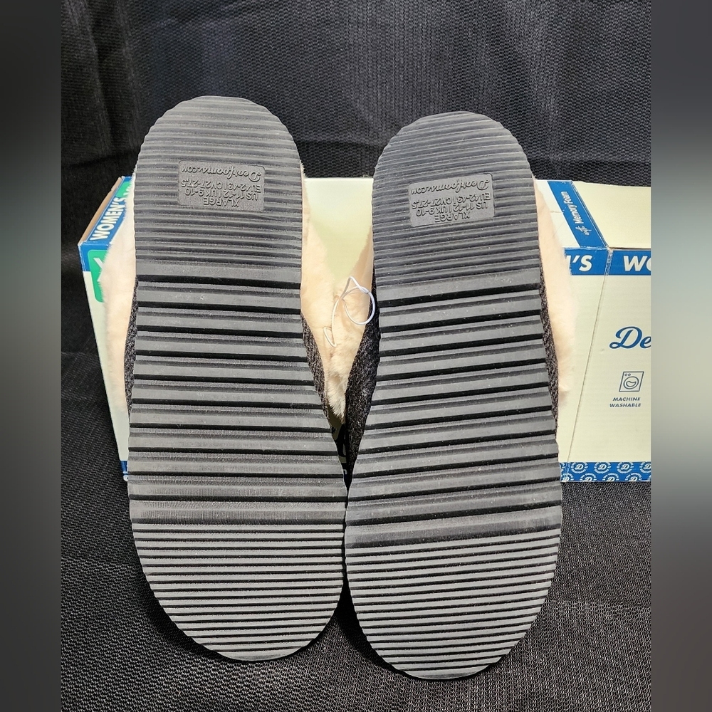 Dearfoams Total Comfort Slippers - Picture 3 of 5